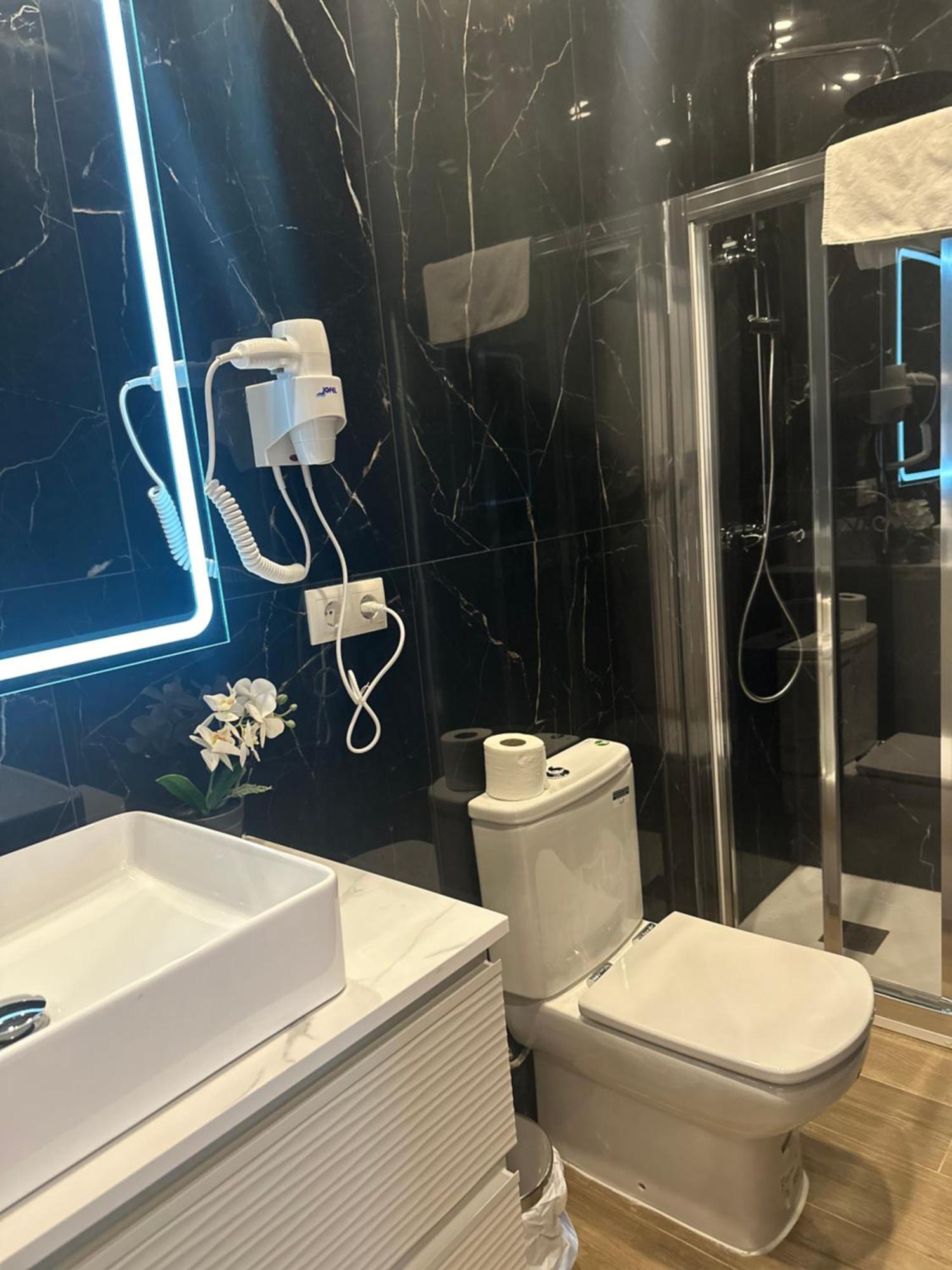 Apartament Piso Centro Madrid Infantas Zewnętrze zdjęcie